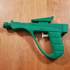 1988 TMNT Teenage Mutant Ninja Turtles Water Gun Squirt Toy